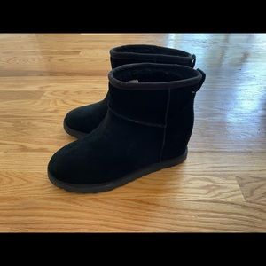 UGG Classic Mini Wedge Black Boots
